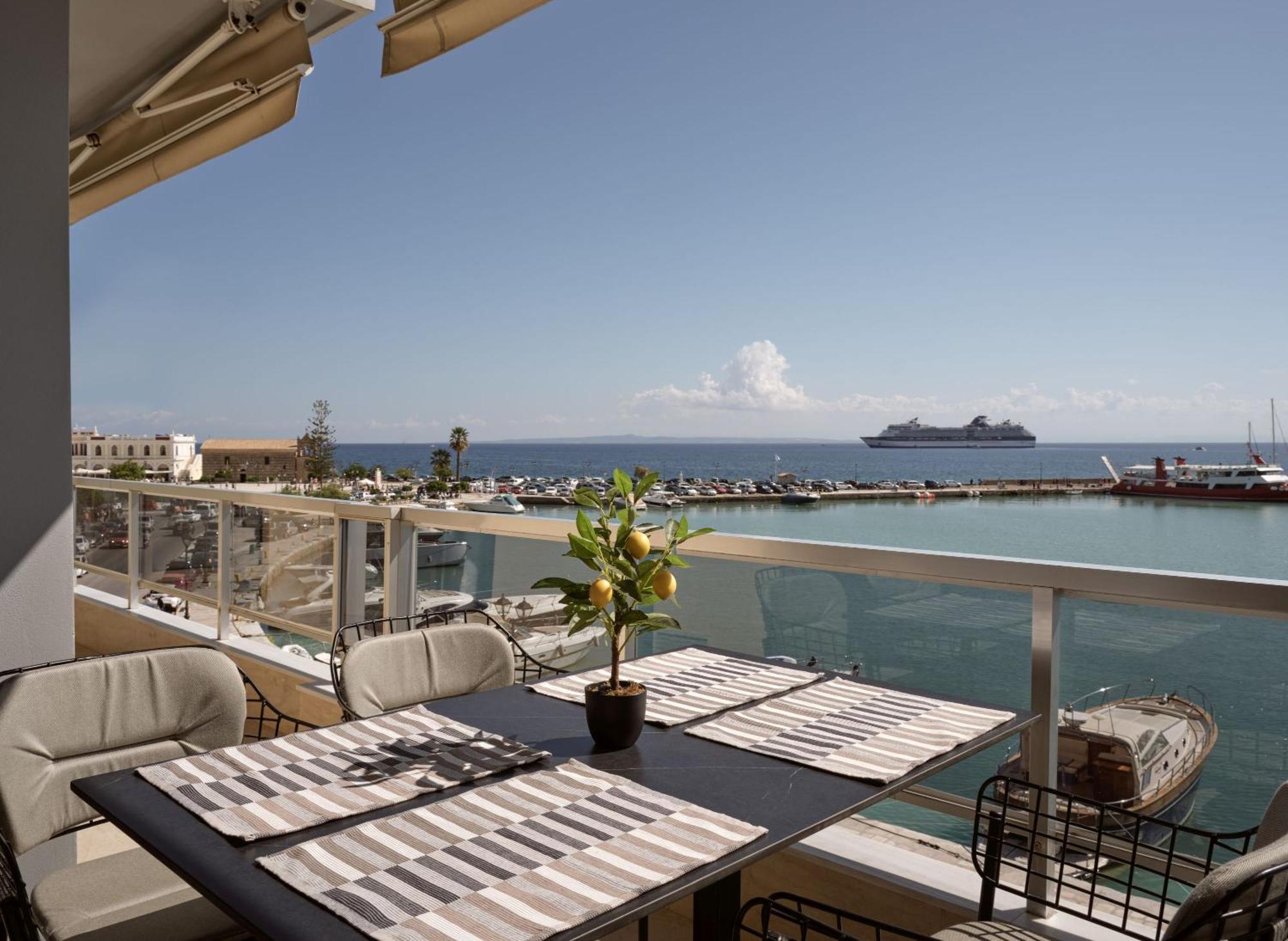 Monopolio Waterfront Apartment With Sea View, By Zantewize Luaran gambar